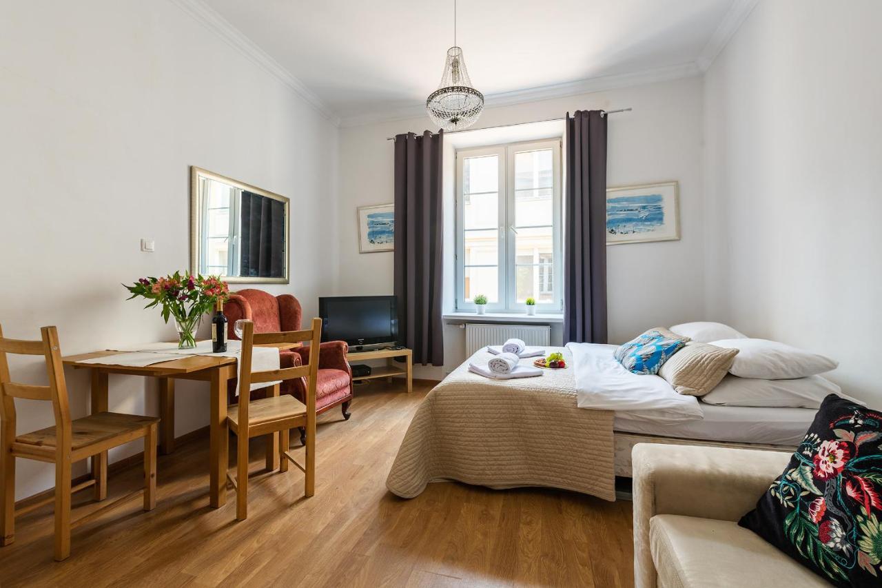 Miodowa Street P&O Serviced Apartments Varsovia Exterior foto