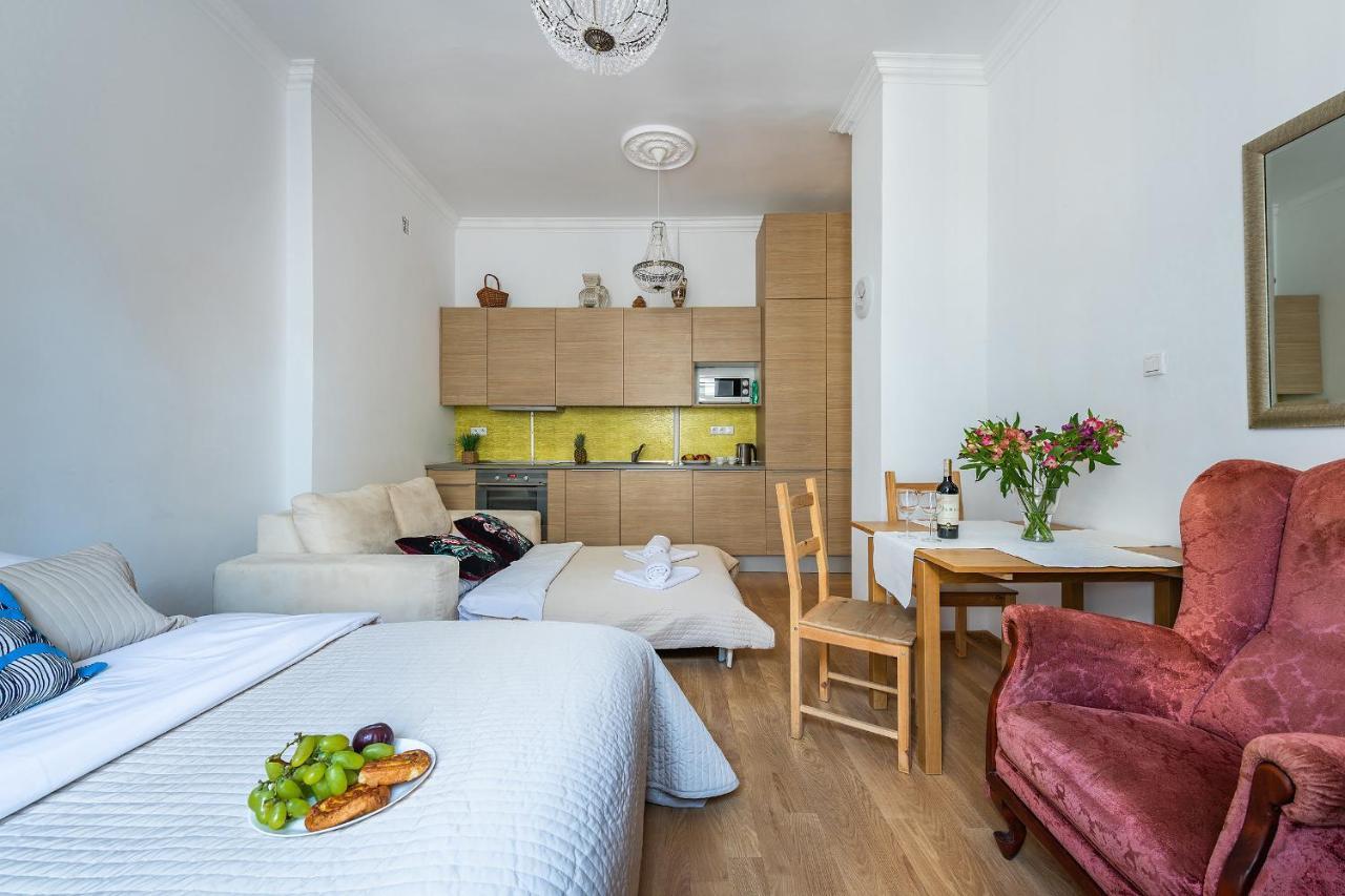 Miodowa Street P&O Serviced Apartments Varsovia Exterior foto